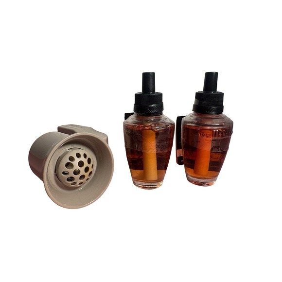 Bath & Body Works White Barn Wallflower Refill - Plug-in + 2 Pumpkin Scents - Picture 2 of 2